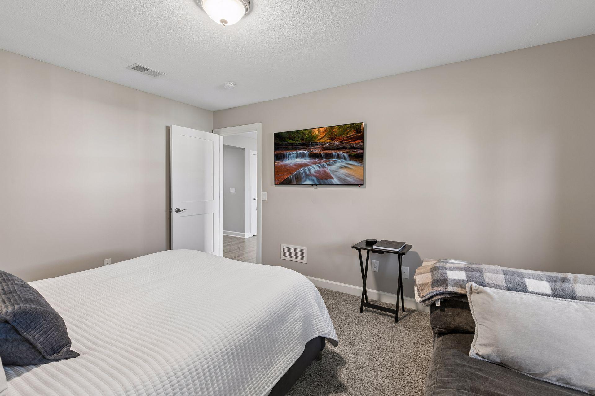 Lower Level Bedroom #4