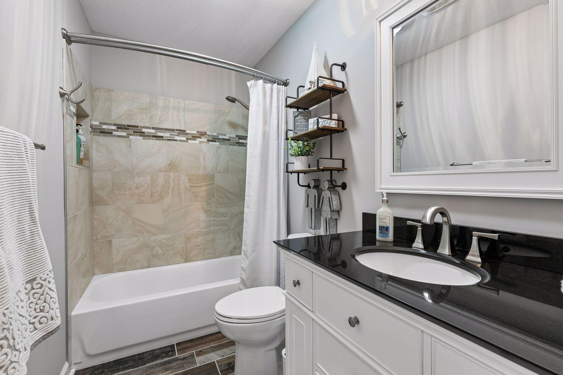 Lower Level Full Bath