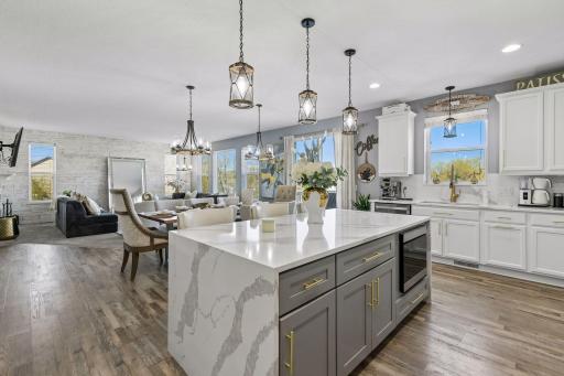 17422 Gerdine Path, Lakeville, MN 55044