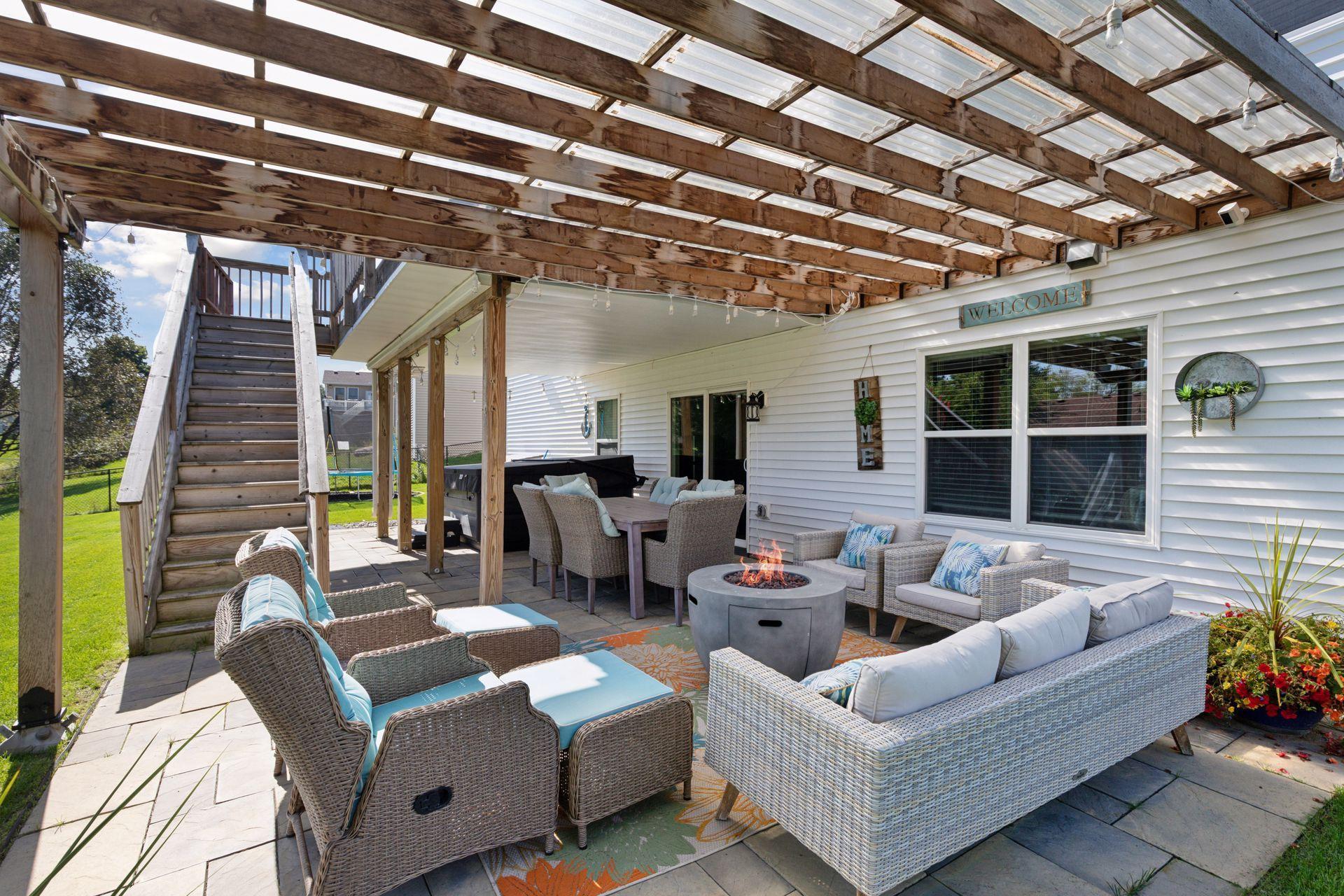 Patio w/ Pergola (hot tub not included in sale)