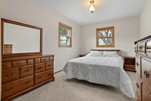 2813 Elm Street N, Fargo, ND 58102