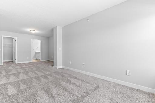 8042 Abercrombie Lane, Saint Paul, MN 55129