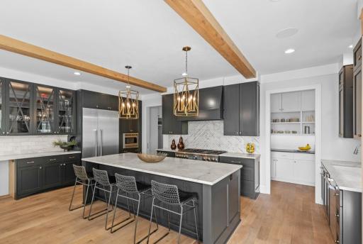 6505 Hawks Pointe Lane, Excelsior, MN 55331