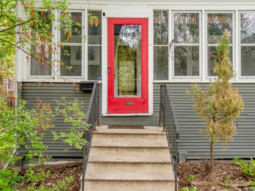 1068 24th Avenue SE, Minneapolis, MN 55414