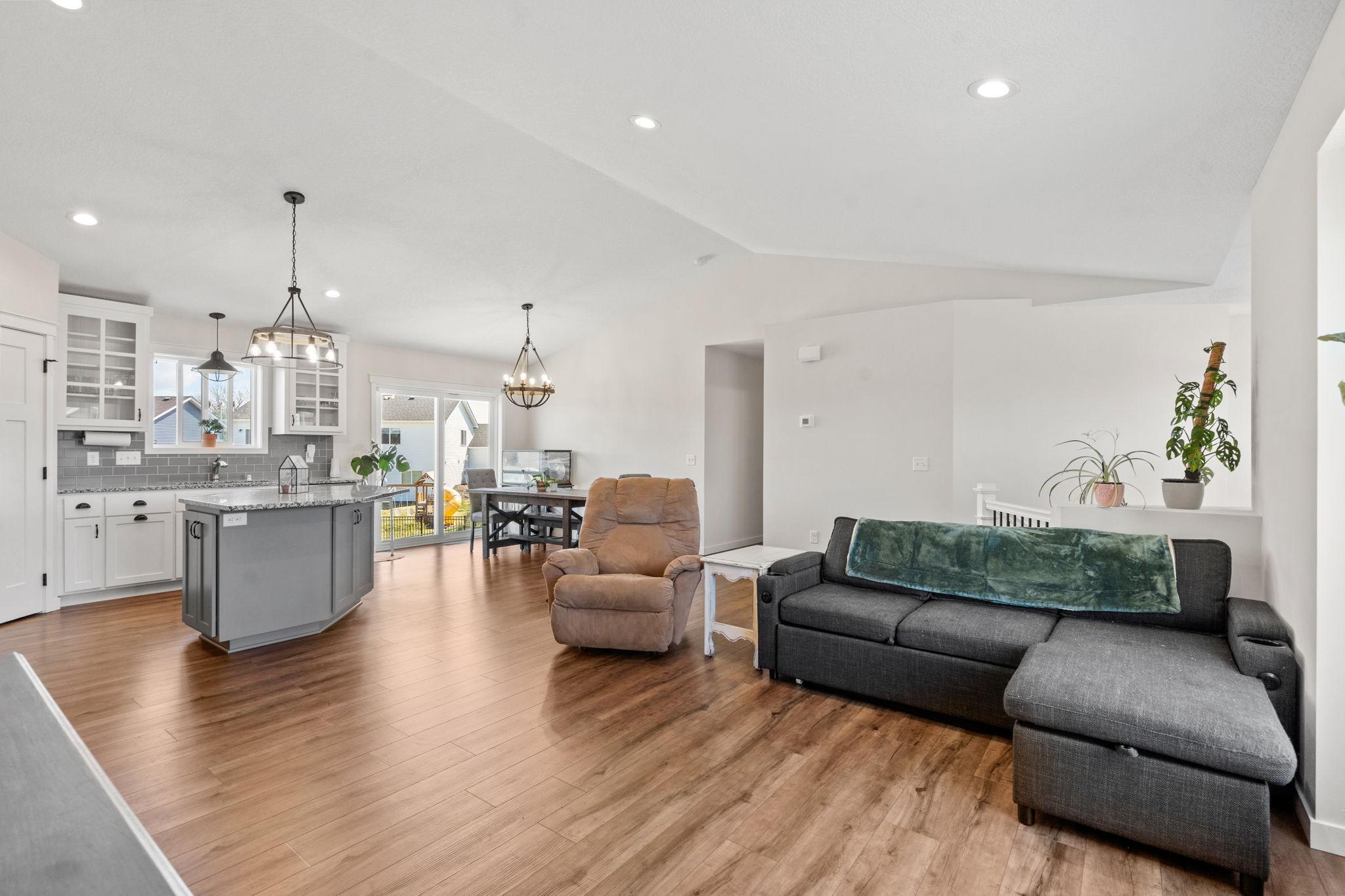 Spacious, bright, inviting open concept layout!