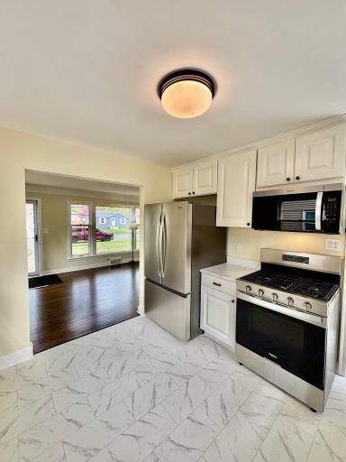 6913 Russell Avenue S, Minneapolis, MN 55423