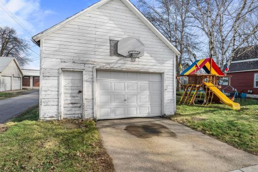 200 Dewey Street, Foley, MN 56329