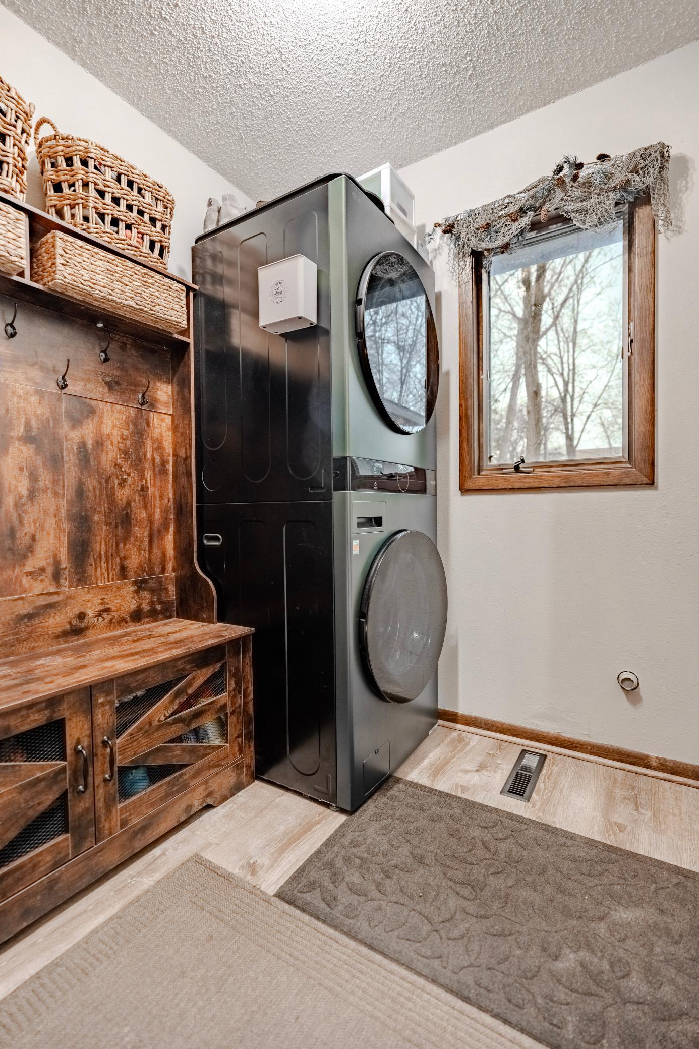 Main floor laundry and entry way