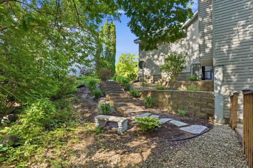 20628 Jura Trail, Lakeville, MN 55044