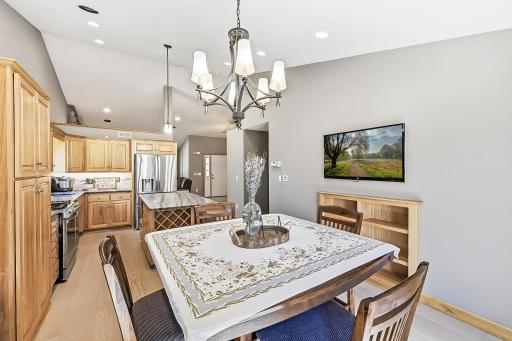 37324 Heritage Way, North Branch, MN 55056