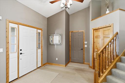 37324 Heritage Way, North Branch, MN 55056