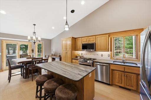37324 Heritage Way, North Branch, MN 55056