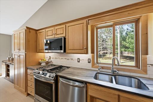 37324 Heritage Way, North Branch, MN 55056