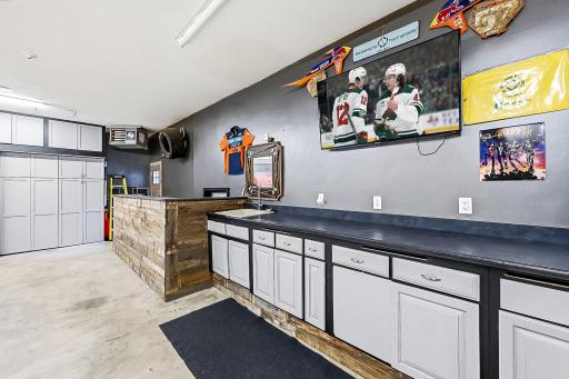 37324 Heritage Way, North Branch, MN 55056