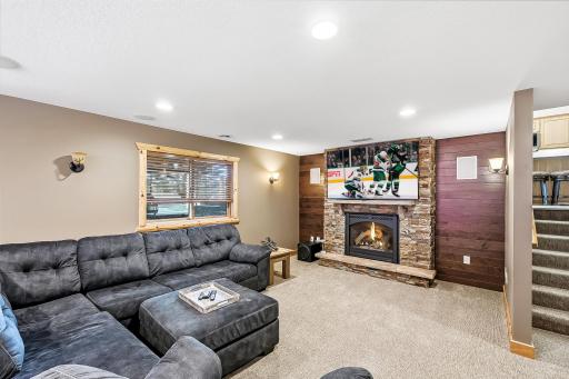 37324 Heritage Way, North Branch, MN 55056
