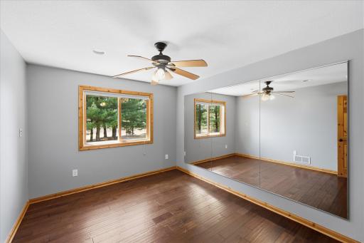 37324 Heritage Way, North Branch, MN 55056