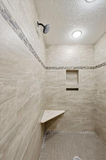 37324 Heritage Way, North Branch, MN 55056