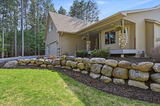 37324 Heritage Way, North Branch, MN 55056