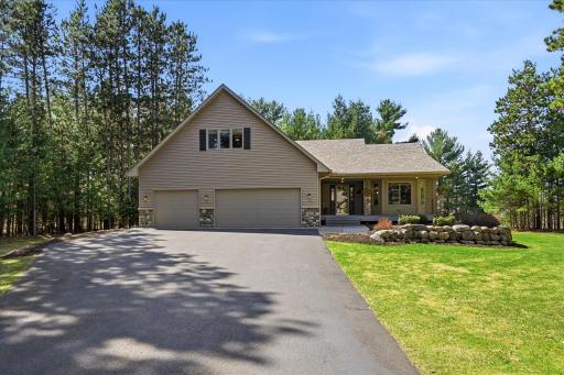 37324 Heritage Way, North Branch, MN 55056