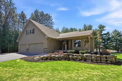 37324 Heritage Way, North Branch, MN 55056