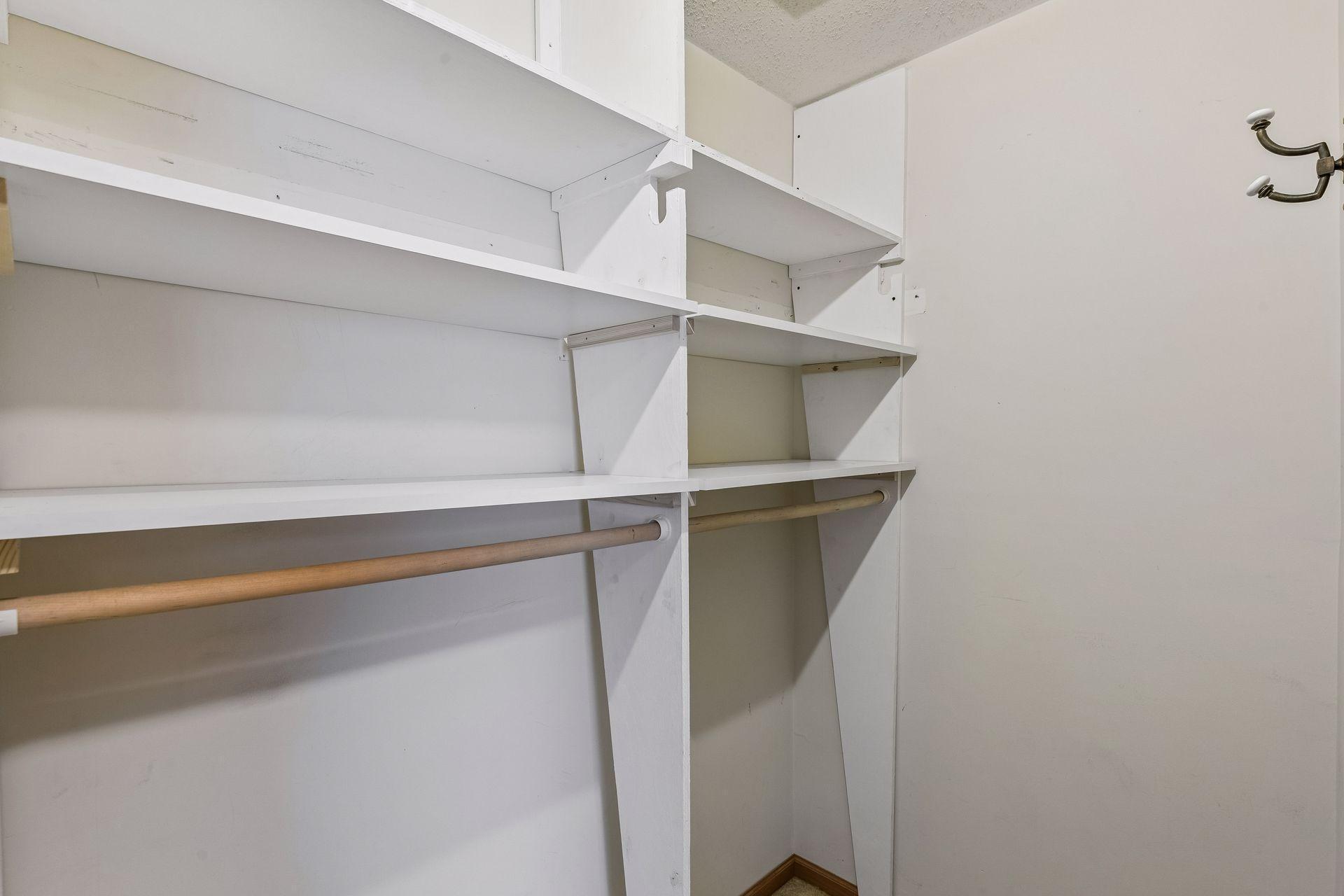 5409 Fremont Avenue North - Spacecrafting - 0019.jpg