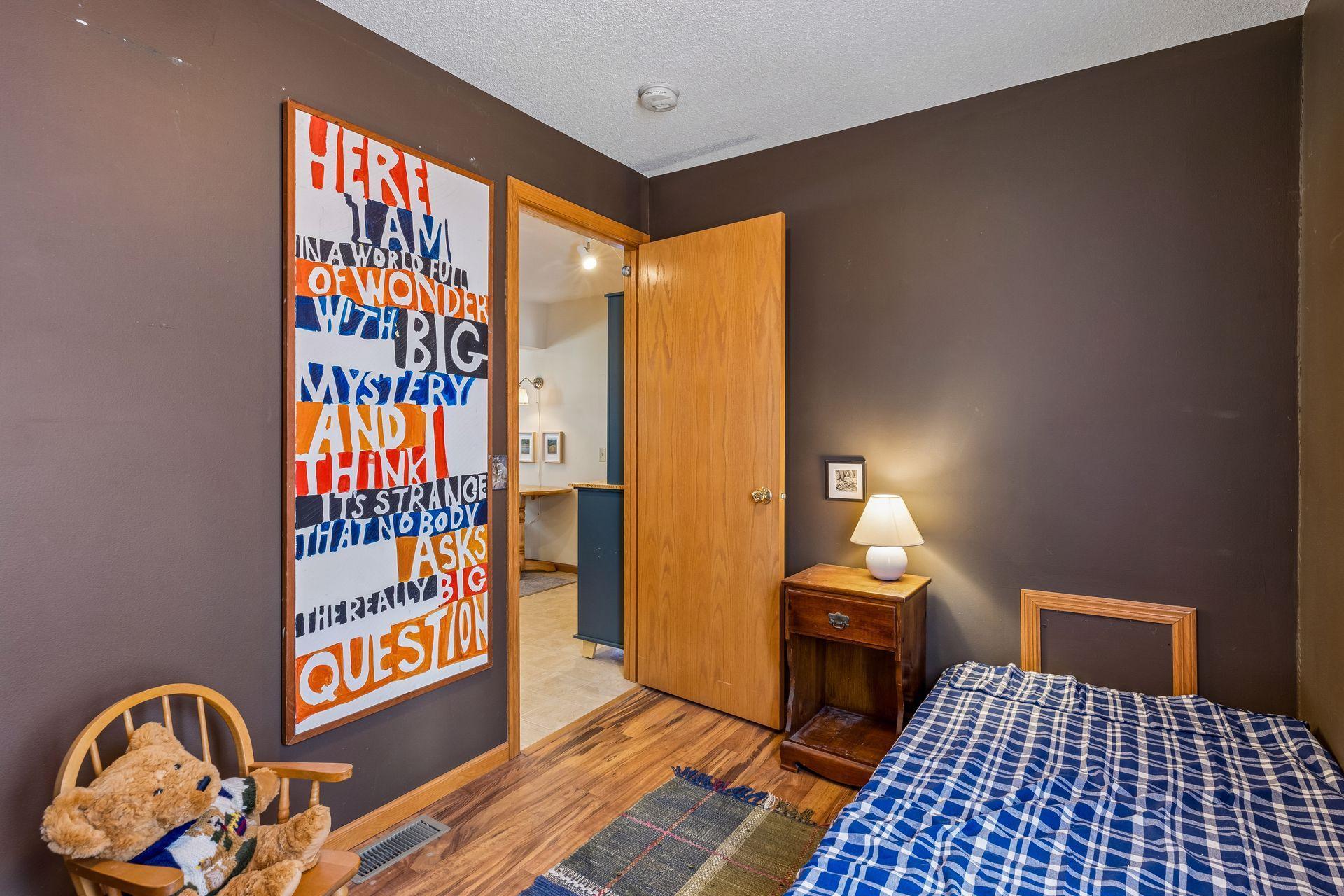 5409 Fremont Avenue North - Spacecrafting - 0021.jpg