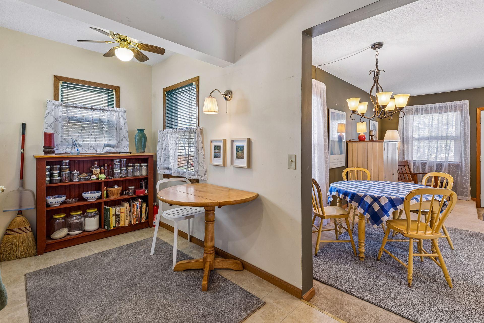 5409 Fremont Avenue North - Spacecrafting - 0011.jpg