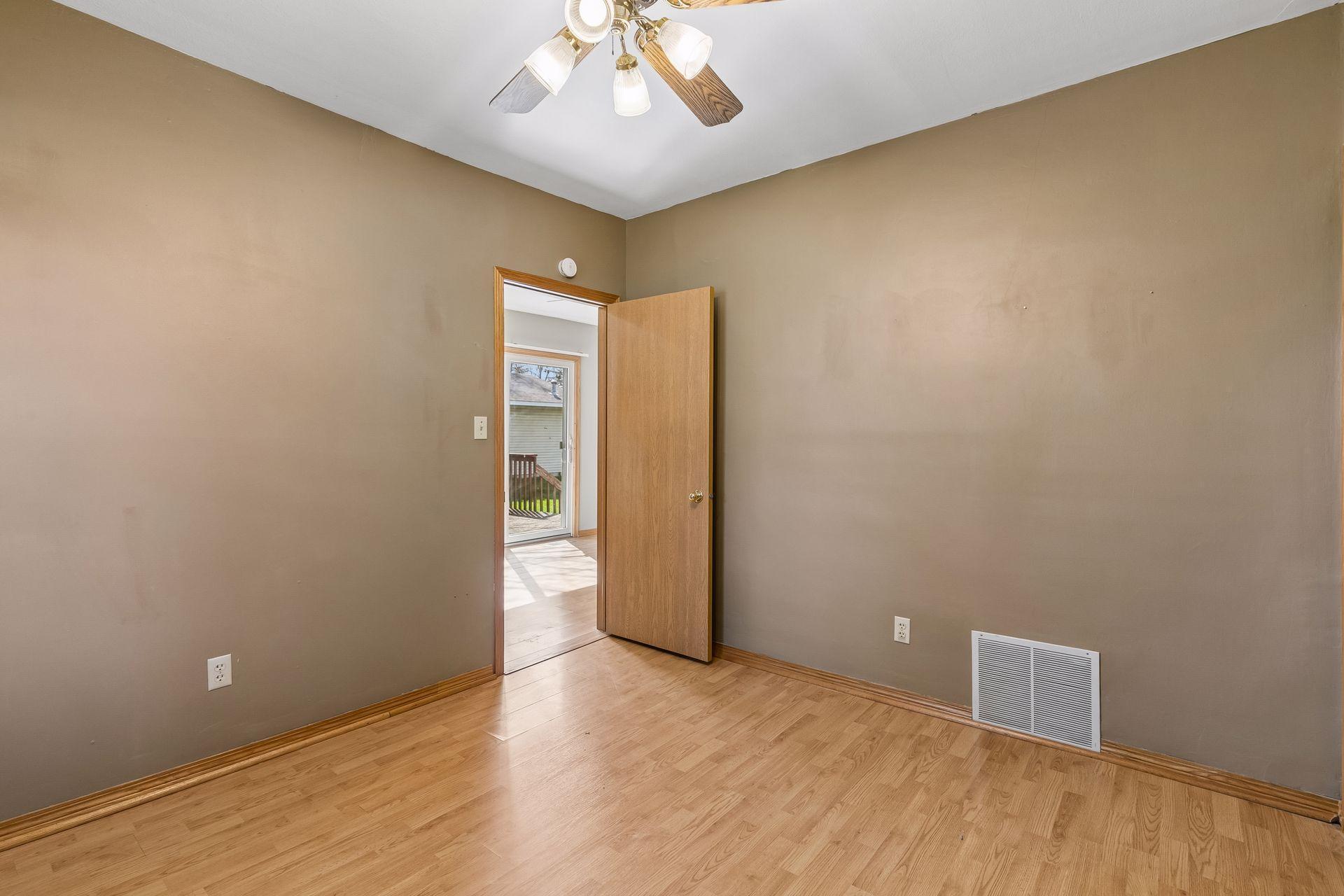 532 2nd Avenue Northwest - Spacecrafting - 0021.jpg