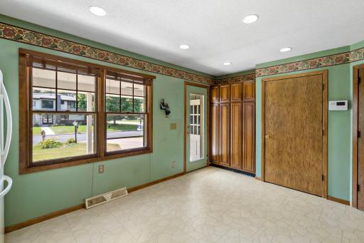 6112 Jeffrey Lane, Minneapolis, MN 55436