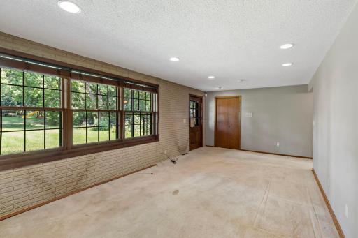 6112 Jeffrey Lane, Minneapolis, MN 55436