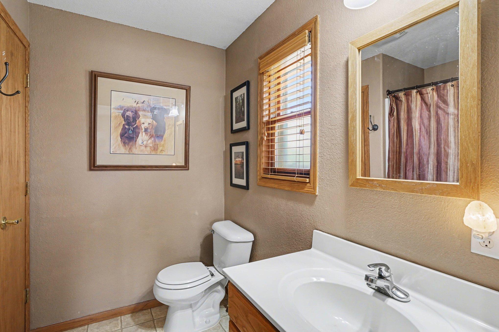 3/4 bathroom on main bedroom.
