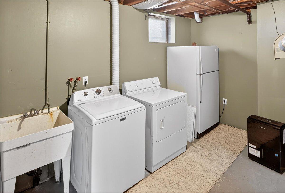 Second Refrigerator Adds Everyday Convenience