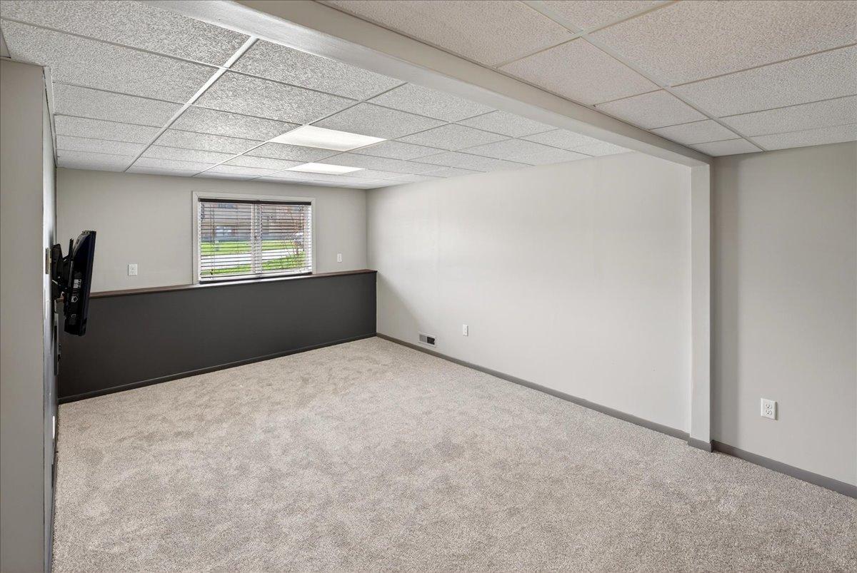 Extra Living Area for Hosting or Relaxing