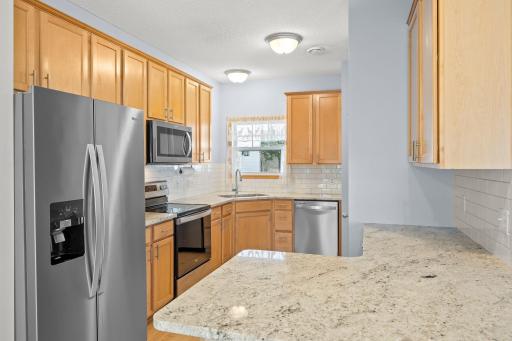 16304 70th Avenue N, Maple Grove, MN 55311