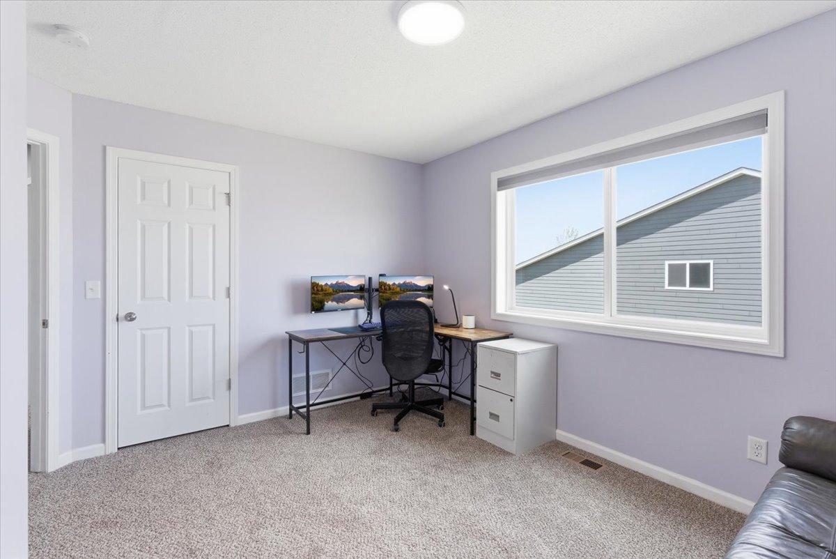 20-Office.jpg