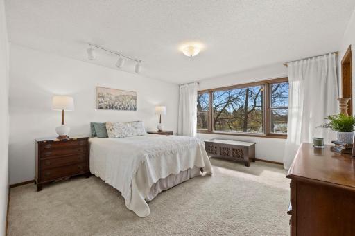 1700 Atwater Path, Inver Grove Heights, MN 55077