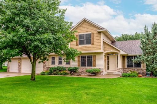 Welcome to 10771 Scott Ave N in Brooklyn Park!