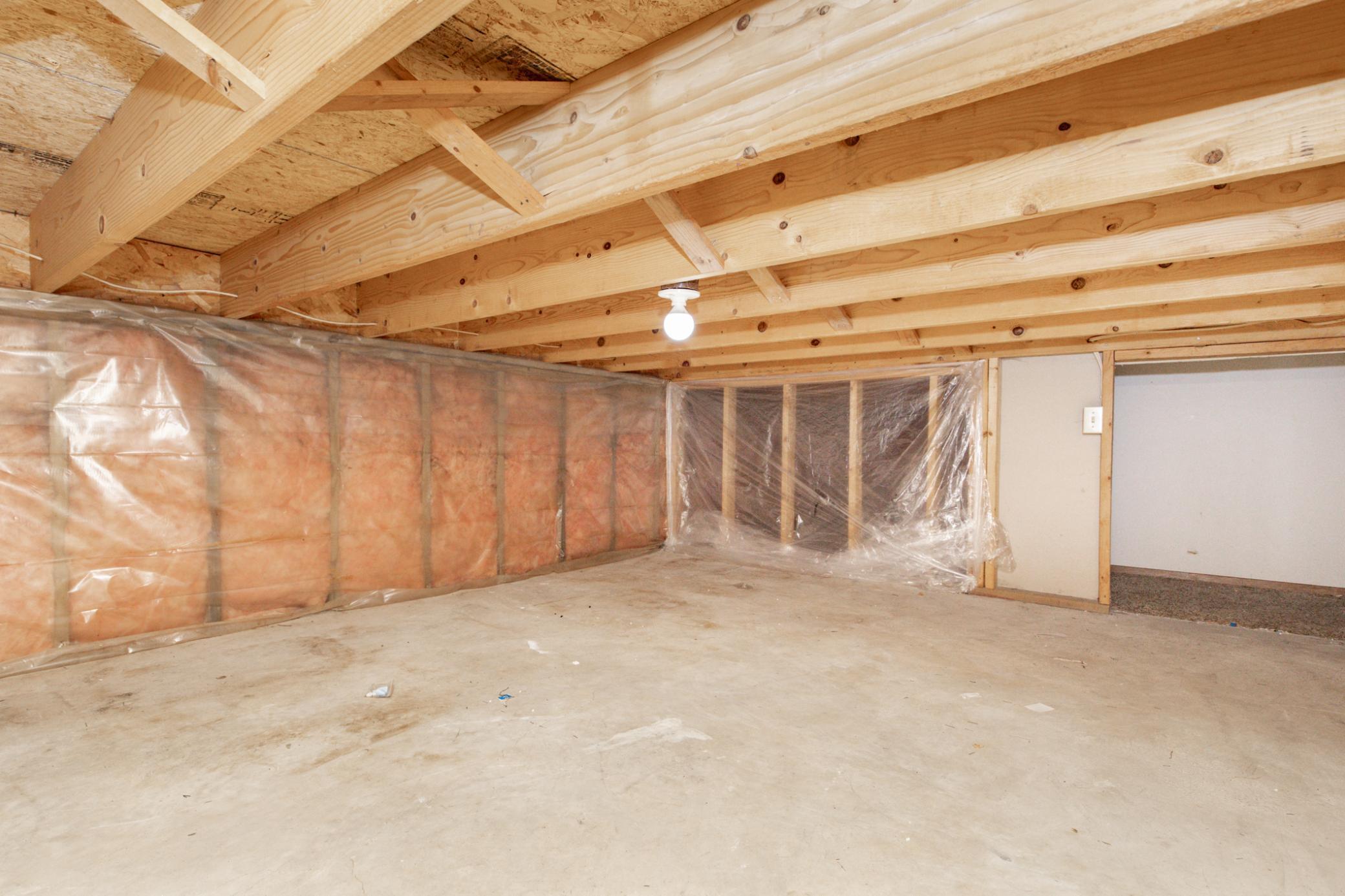 Crawl Space Under Living Room