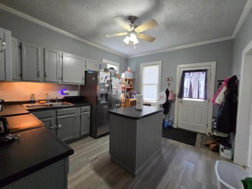 711 3rd Avenue SE, Waseca, MN 56093