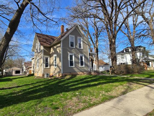 711 3rd Avenue SE, Waseca, MN 56093