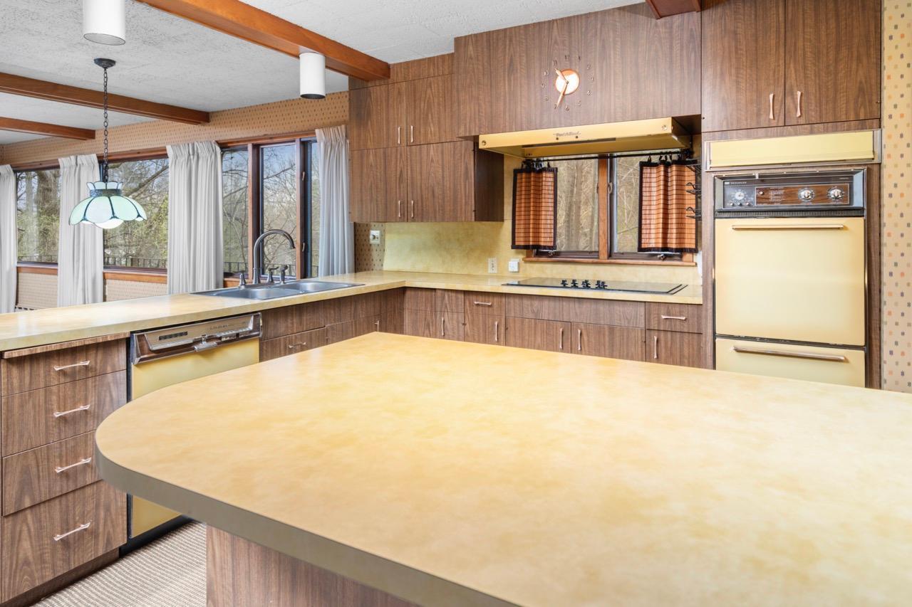 20260423-1770_HillcrestRd_StCloud_Interior-5 Large.jpeg