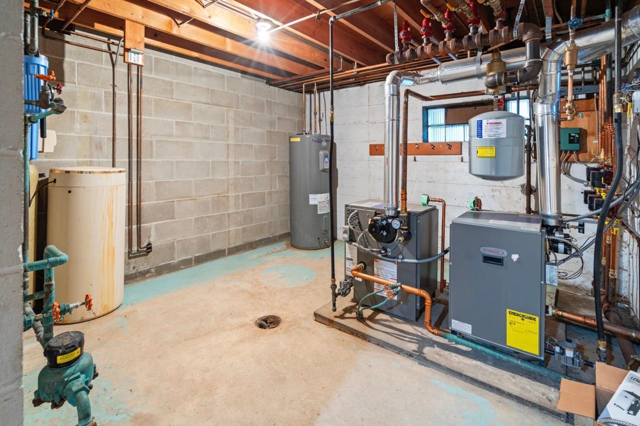 20260423-1770_HillcrestRd_StCloud_Interior-28 Large.jpeg