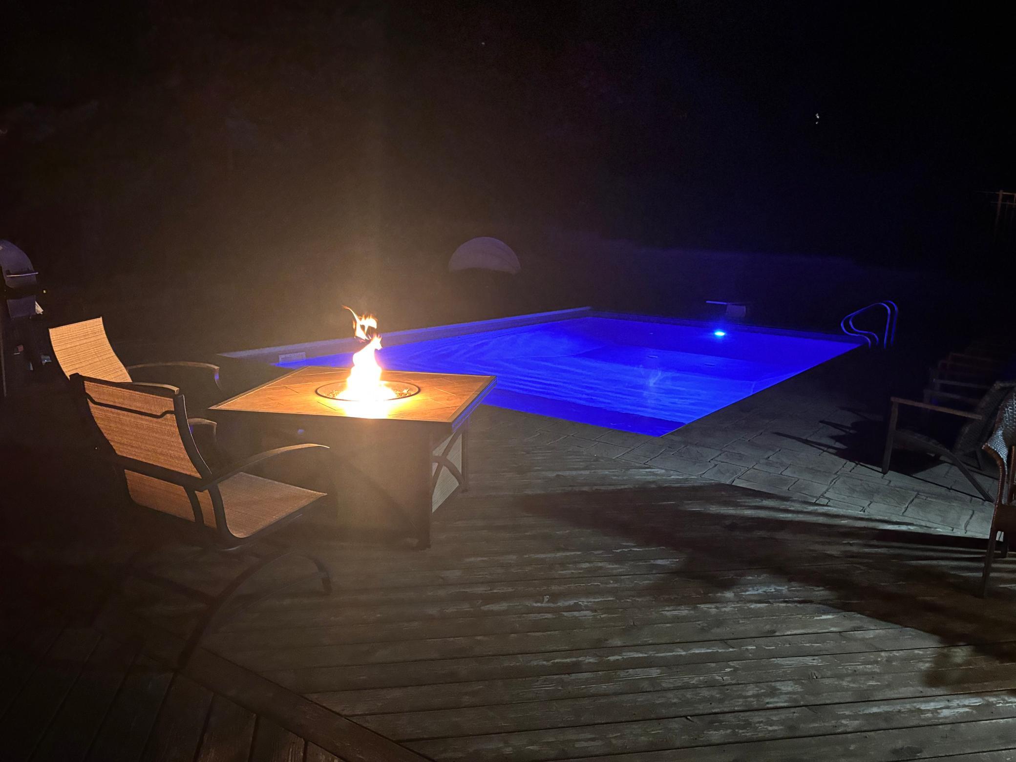 Cool pool lighting options!