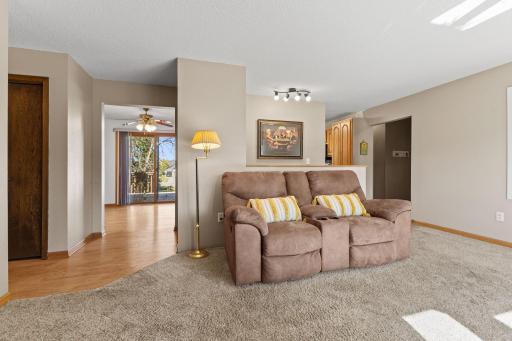 61 212th Lane NW, Cedar, MN 55011