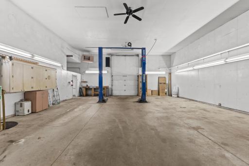 61 212th Lane NW, Cedar, MN 55011