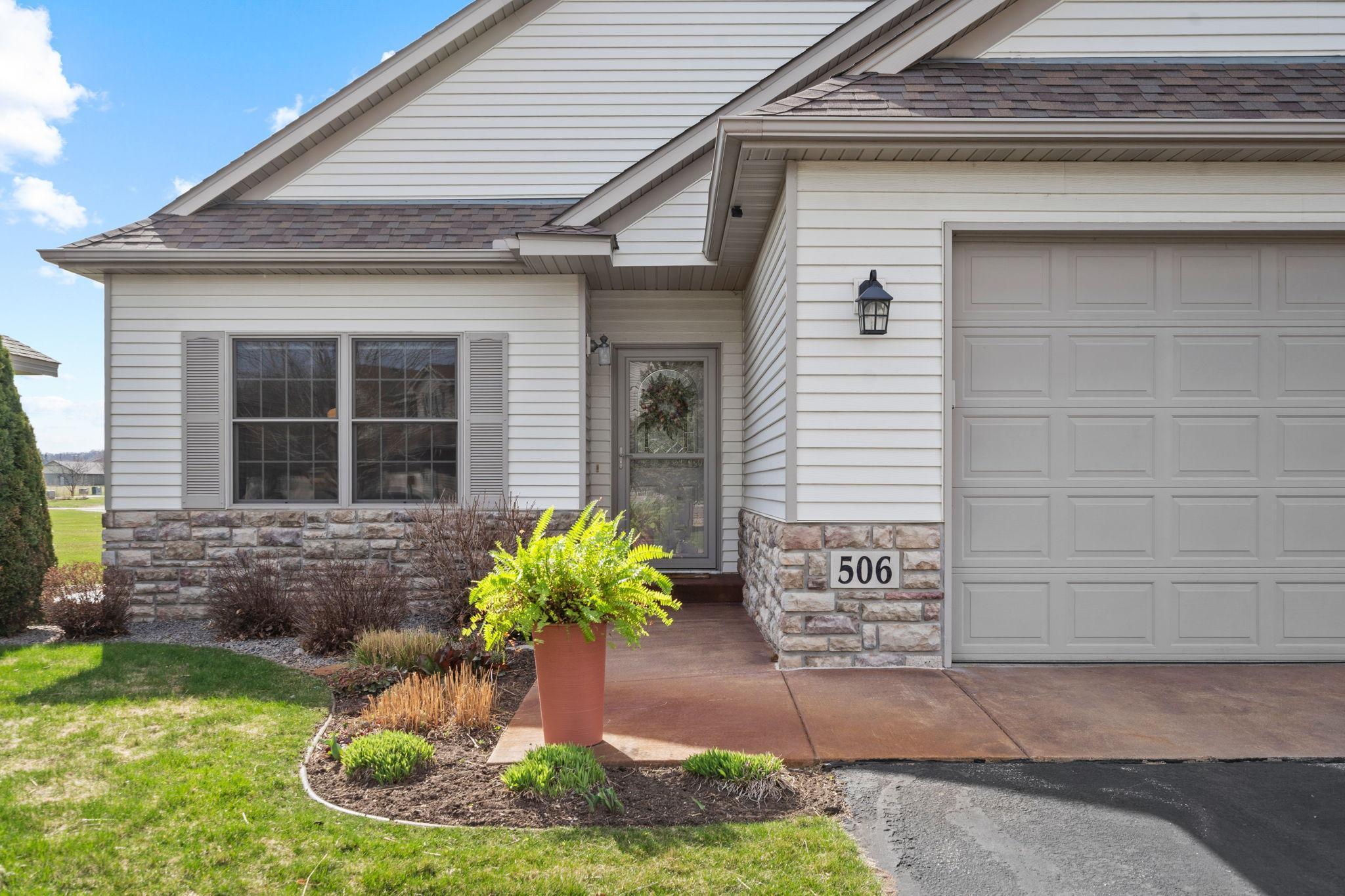 Welcome to 506 Graceview Loop