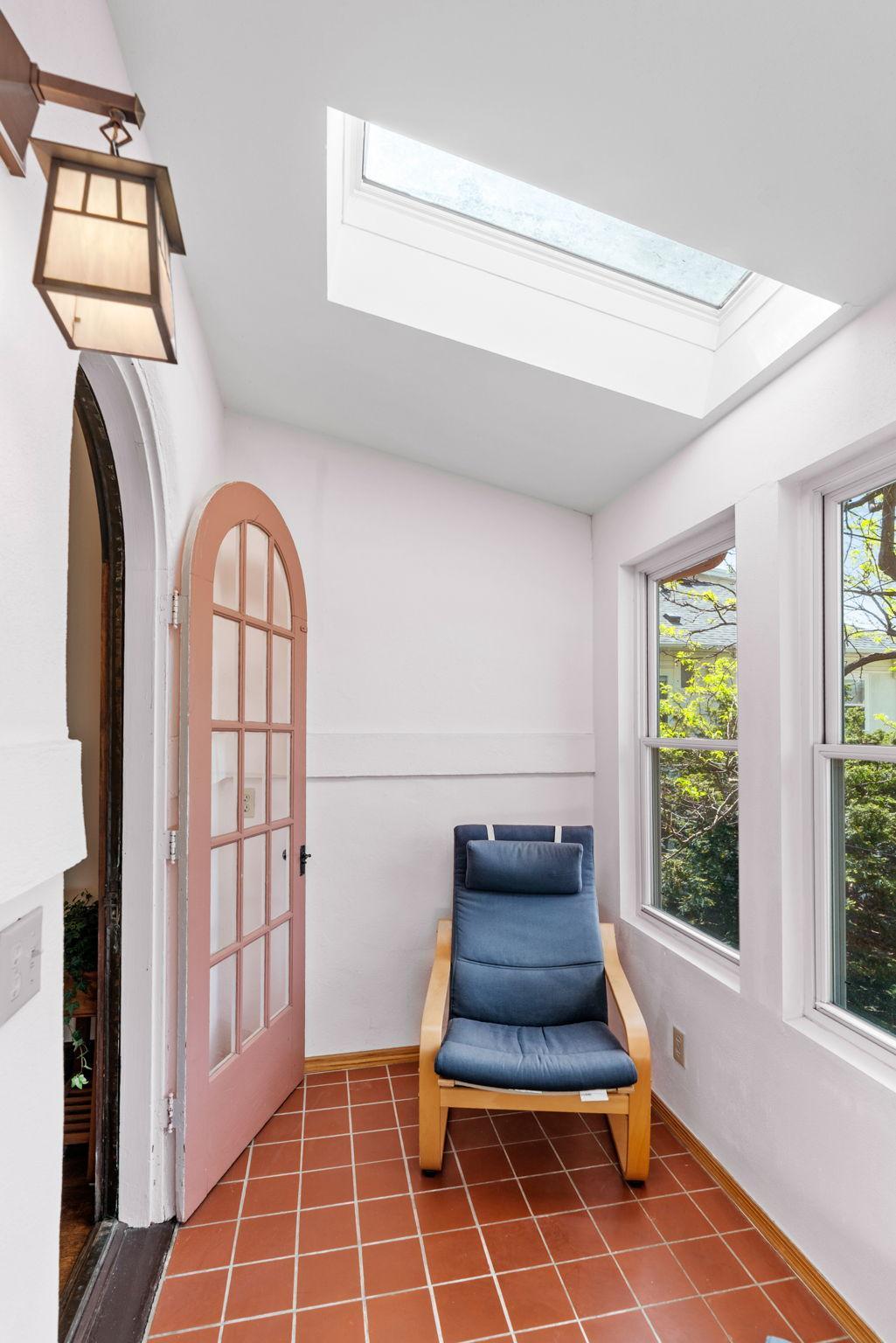 54-web-or-mls-1629 25th St-54.jpg