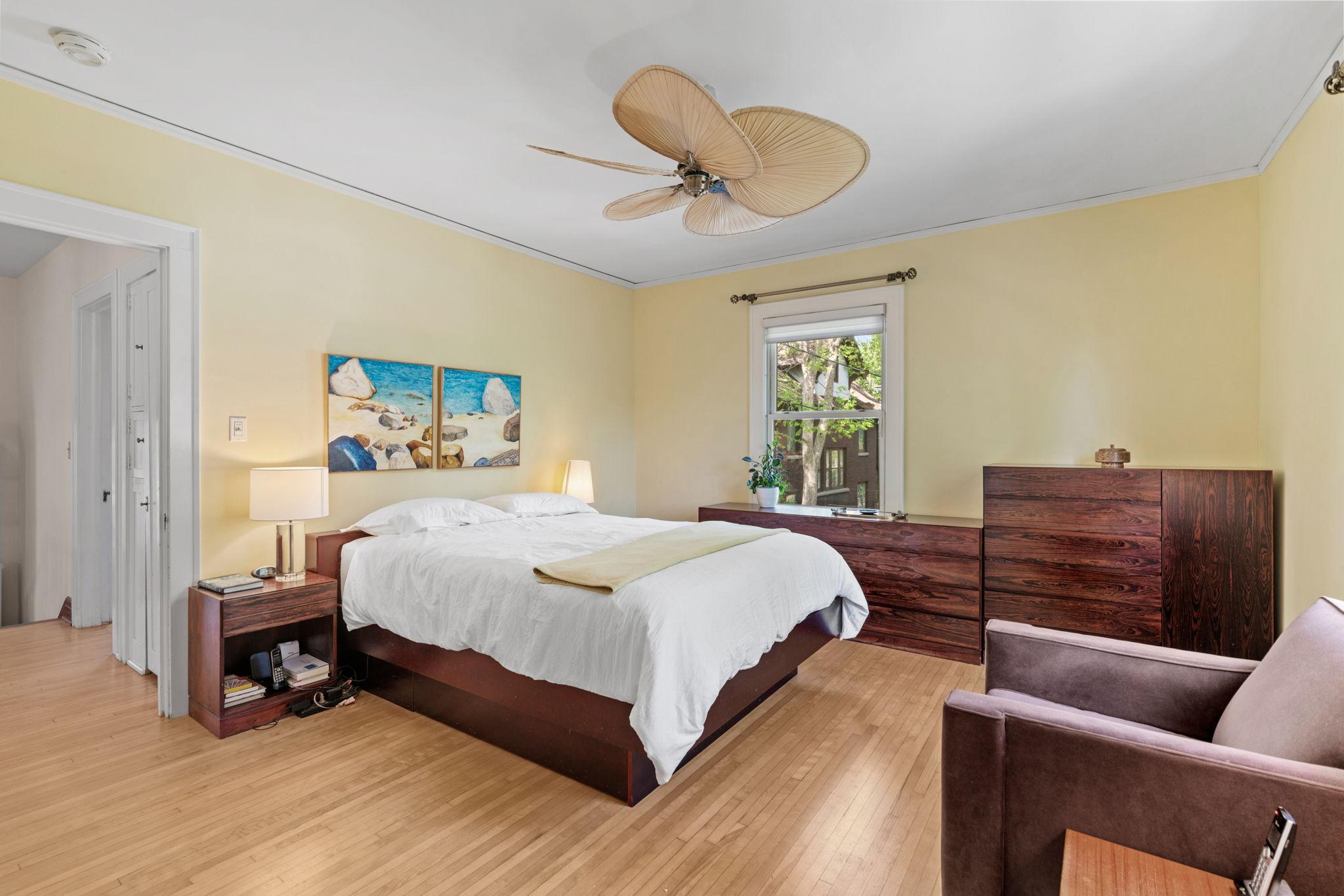 57-web-or-mls-1629 25th St-57.jpg