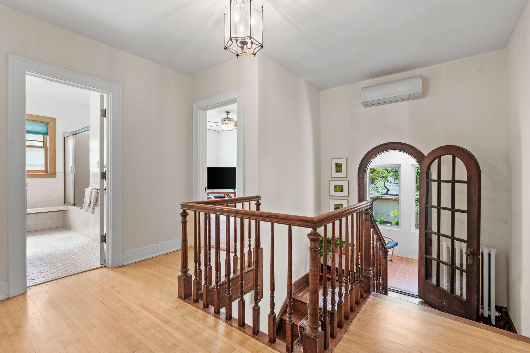 55-web-or-mls-1629 25th St-55.jpg