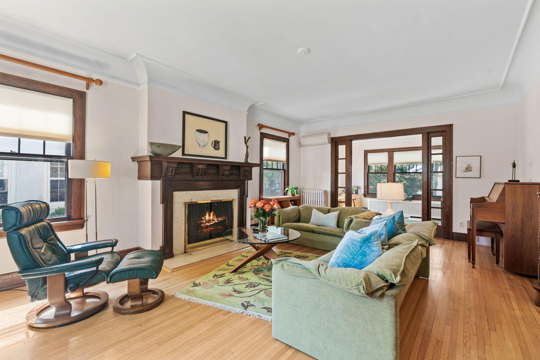 29-web-or-mls-1629 25th St-29.jpg